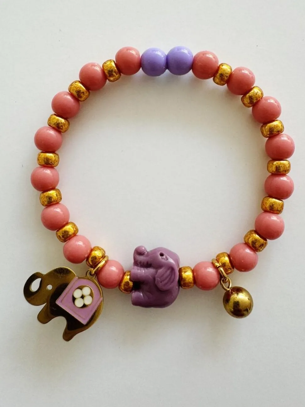 By Melo | Armband | Ollie Paars met gouden bedel