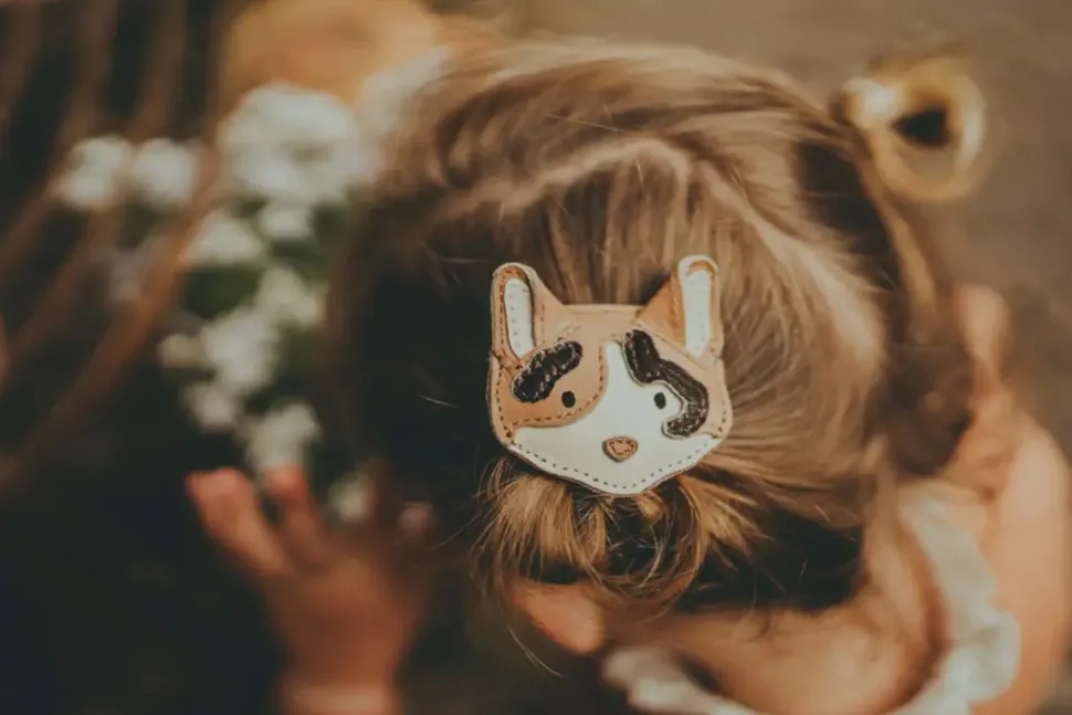 donsje_amsterdam__josy_ex_2-3.webp Donsje Amsterdam | Josy Exclusive Hair Tie | Calico Cat | Nutmeg Leather
