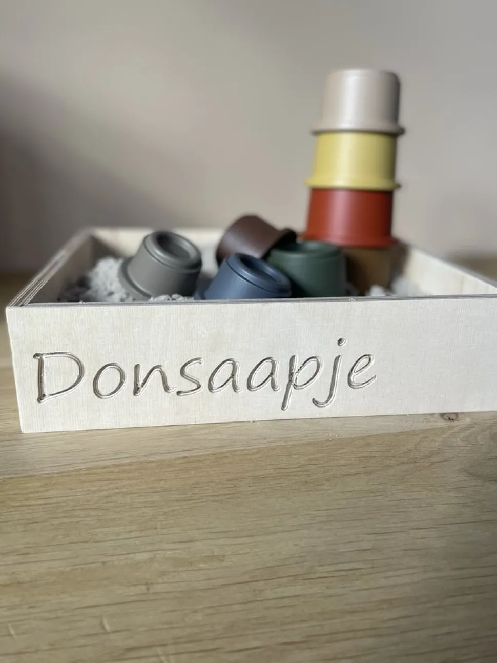 Gepersonaliseerde houten speelbak - 280x240x70mm