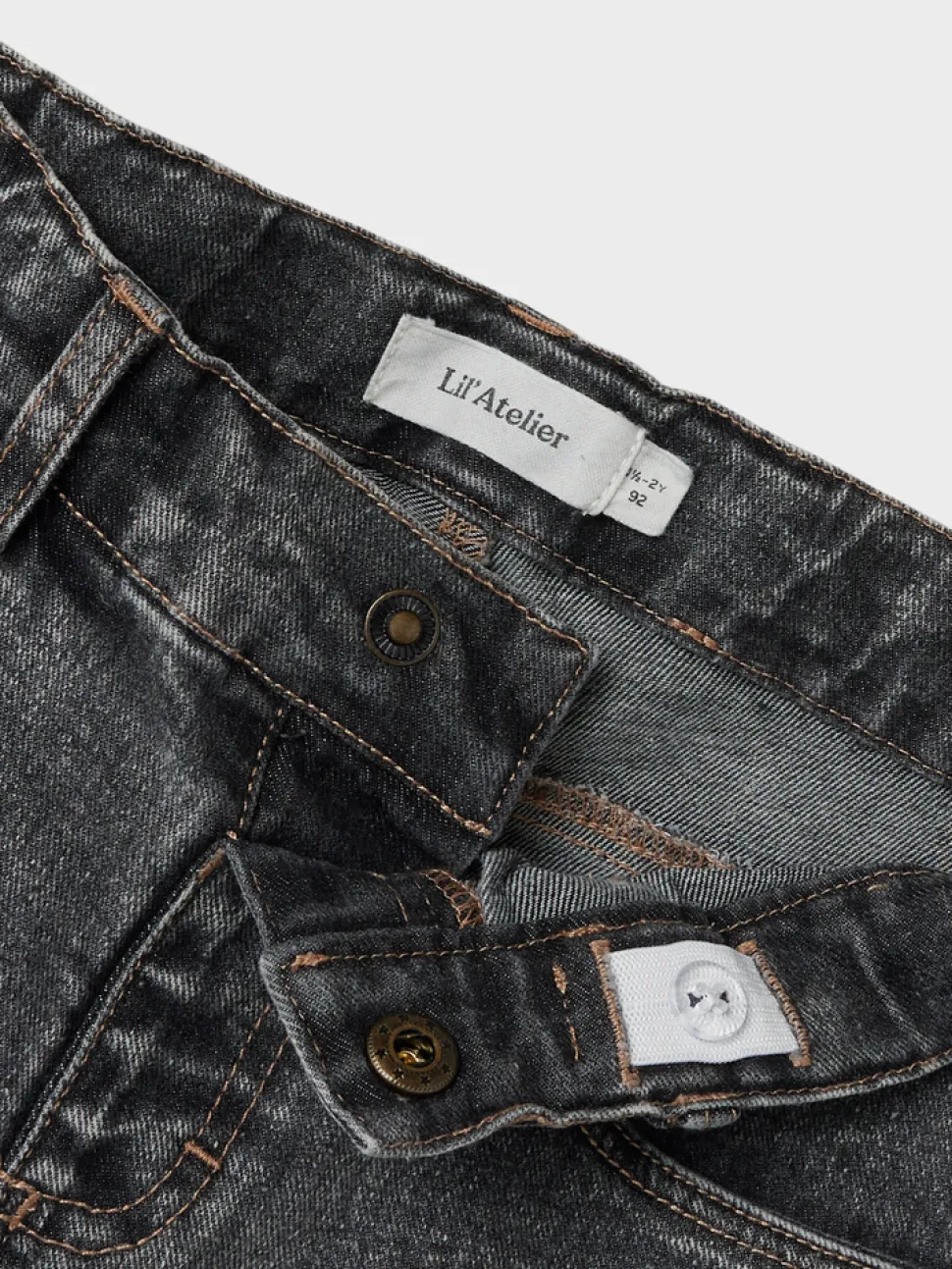 lilatelier__nmnberlin_loo_3.webp Lil'Atelier | NMNBERLIN LOOSE DNM JEANS 8310-IN LIL | Light Grey Denim