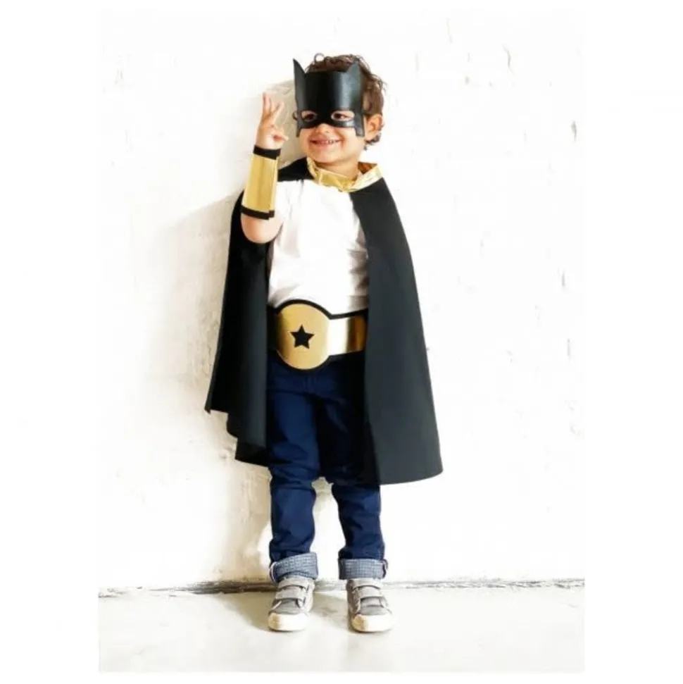 Ratatam : Black and gold superhero