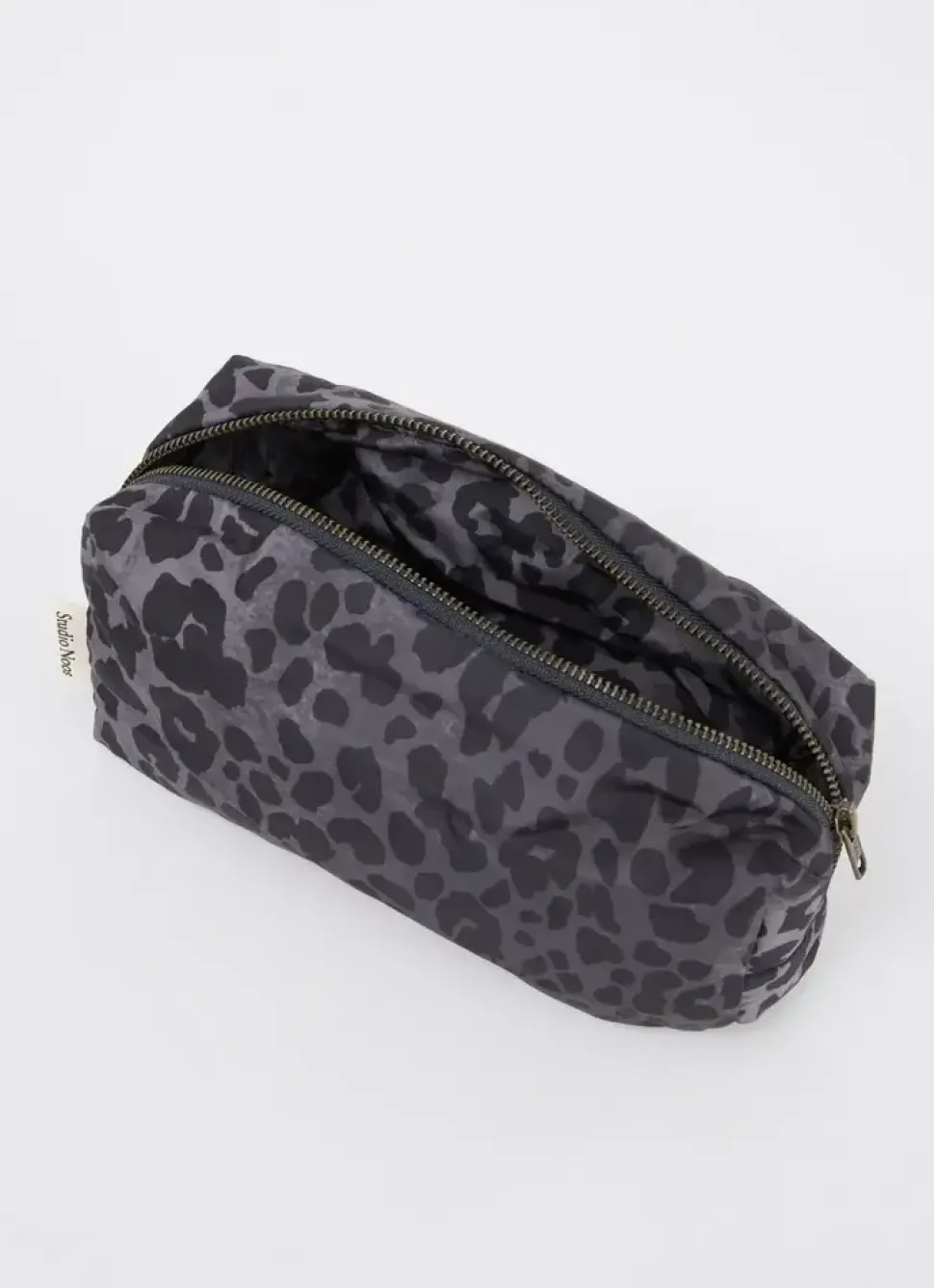 Studio Noos | Antra Leopard Puffy Pouch